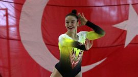Ayşe Begüm Onbaşı’dan altın madalya