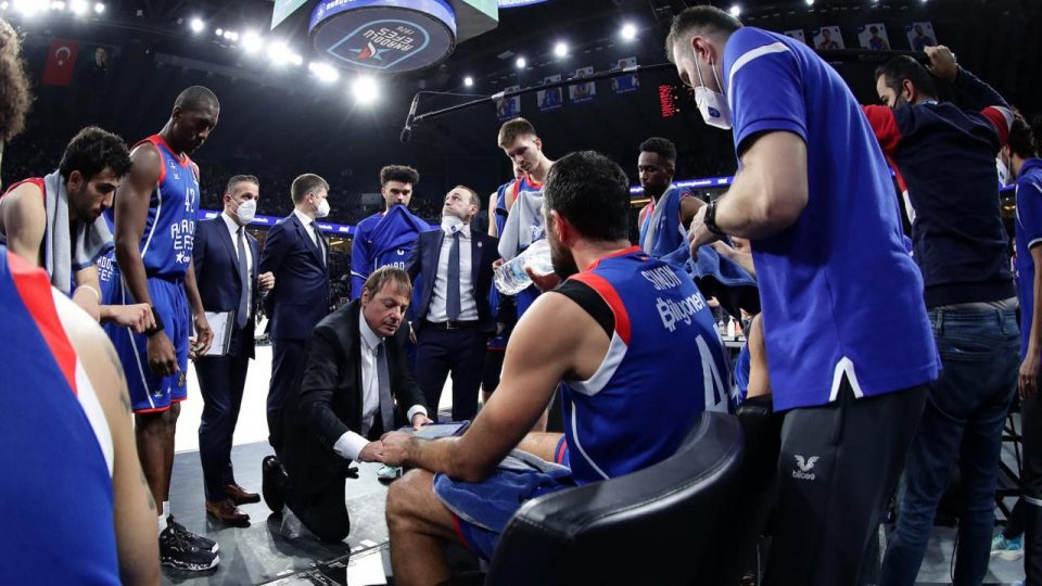 Anadolu Efes İsrail deplasmanında
